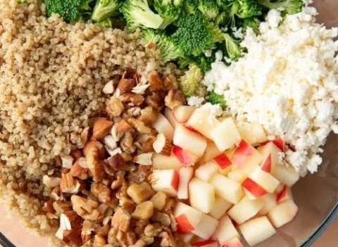 Broccoli Apple Quinoa Salad