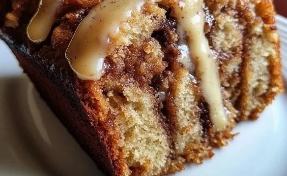 Cinnamon Roll Banana Bread